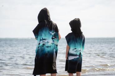 Preview: French Terry Panel ca. 85cm Shark Tank by Thorsten Berger von Swafing